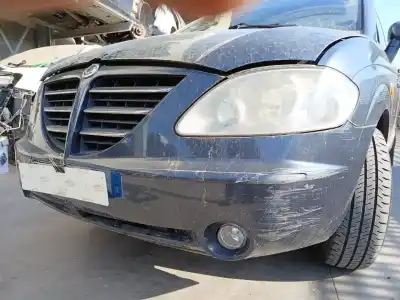 Автозапчастина б/у передній бампер для ssangyong rodius i 2.7 xdi посилання на oem iam 7871121000  