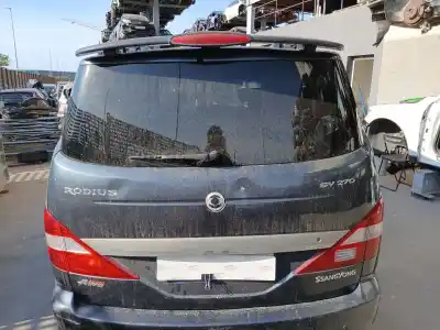 Автозапчасти б/у задняя дверь за ssangyong rodius i 2.7 xdi ссылки oem iam 6401121101  