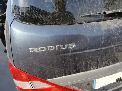 Автозапчасти б/у задняя дверь за ssangyong rodius i 2.7 xdi ссылки oem iam 6401121101  