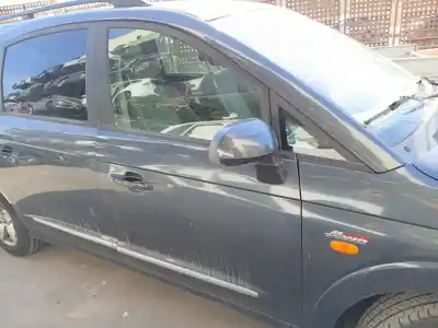 Автозапчасти б/у дверь передняя правая за ssangyong rodius i 2.7 xdi ссылки oem iam 6200421200  