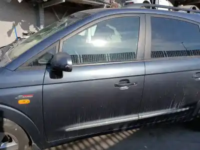 Автозапчасти б/у левая передняя дверь за ssangyong rodius i 2.7 xdi ссылки oem iam 6200321202