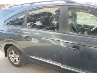 Автозапчасти б/у дверь задняя правая за ssangyong rodius i 2.7 xdi ссылки oem iam 
