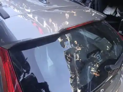 Second-hand car spare part tailgate for volvo v40 fastback (525) d2 oem iam references 32227622  