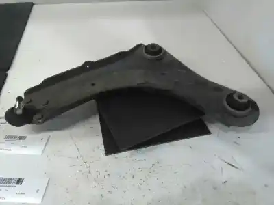 Recambio de automóvil de segunda mano de brazo suspension inferior delantero izquierdo para renault megane iii berlina 5 p bose edition referencias oem iam   