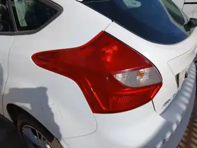 Second-hand car spare part left tailgate light for ford focus iii 1.6 tdci oem iam references bm5113405a  