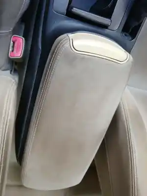 Second-hand car spare part center armrest for lexus is ii (_e2_) 220d (ale20) oem iam references 5881053040c6