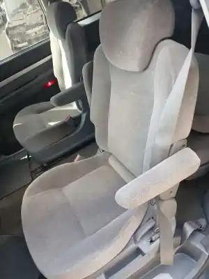Автозапчасти б/у заднее левое сидение за ssangyong rodius i 2.7 xdi ссылки oem iam 