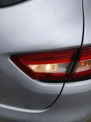Peça sobressalente para automóvel em segunda mão farolim interior traseiro direito por renault clio iv (bh_) 1.2 16v referências oem iam 
