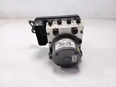 Pezzo di ricambio per auto di seconda mano ABS per KIA SPORTAGE III (SL) 1.7 CRDI Riferimenti OEM IAM 589203U420  