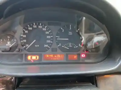 Автозапчастина б/у ПАНЕЛЬ ІНСТРУМЕНТІВ для BMW 3 COMPACT (E46) 320 TD Посилання на OEM IAM   