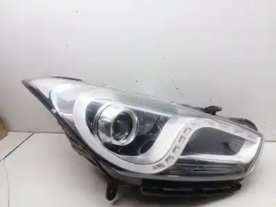 Peça sobressalente para automóvel em segunda mão farol / farolim direito por hyundai i40 i cw (vf) 1.7 crdi referências oem iam 921023zxxx  3z92101700