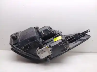 Peça sobressalente para automóvel em segunda mão farol / farolim direito por hyundai i40 i cw (vf) 1.7 crdi referências oem iam 921023zxxx  3z92101700
