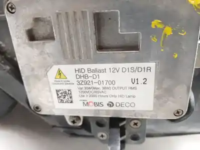 Peça sobressalente para automóvel em segunda mão farol / farolim direito por hyundai i40 i cw (vf) 1.7 crdi referências oem iam 921023zxxx  3z92101700