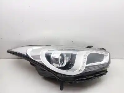 Peça sobressalente para automóvel em segunda mão farol / farolim direito por hyundai i40 i cw (vf) 1.7 crdi referências oem iam 921023zxxx  3z92101700