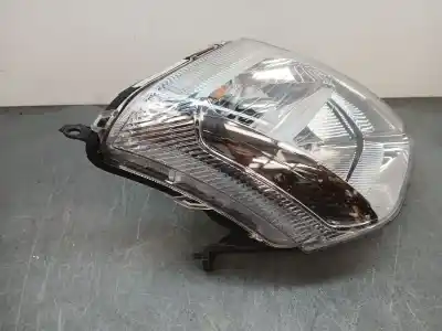 Second-hand car spare part right headlight for citroen c2 (jm_) 1.4 oem iam references e131670  