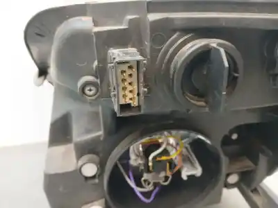 Second-hand car spare part right headlight for citroen c2 (jm_) 1.4 oem iam references e131670  