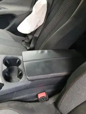 Автозапчасти б/у ЦЕНТРАЛЬНЫЙ ПОДЛОКОТНИК за PEUGEOT 3008 SUV (MC_, MR_, MJ_, M4_) 1.6 BLUEHDI 120 ссылки OEM IAM   