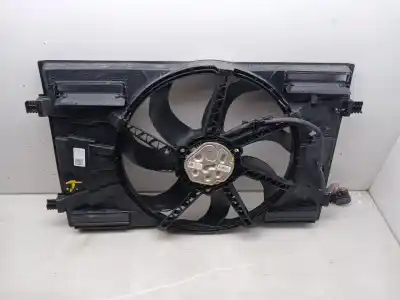 İkinci el araba yedek parçası elektro fan için volkswagen t-roc (a11, d11) 1.0 tsi oem iam referansları 5q0121203dq  