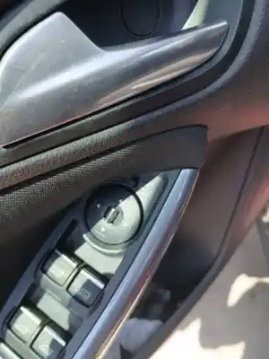 Peça sobressalente para automóvel em segunda mão espelho retrovisor esquerdo por ford focus iii 1.6 tdci referências oem iam e9024550  