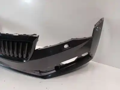 Pezzo di ricambio per auto di seconda mano paraurti anteriore per skoda superb iii (3v3) 1.8 tsi riferimenti oem iam 3v0807221m  3v0807221m