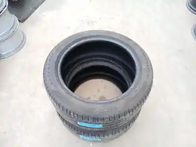 Pièce détachée automobile d'occasion PNEU pour MERCEDES-BENZ CLASE E DESCAPOTABLE (A207)  Références OEM IAM 235-45-17 97Y PIRELLI 2023 