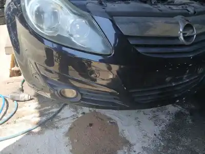 Pièce détachée automobile d'occasion LE PARE-CHOC AVANT pour OPEL CORSA D (S07) 1.4 (L08 L68) Références OEM IAM 13211462  