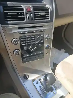 Second-hand car spare part AUDIO SYSTEM / RADIO CD for VOLVO XC60 I SUV (156) 2.4 D OEM IAM references   