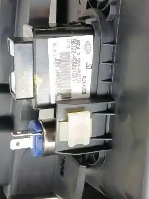 Pezzo di ricambio per auto di seconda mano bracciolo centrale per kia cee'd (jd) 1.4 crdi 90 riferimenti oem iam 84651a2000 96120a2000 84667a2000