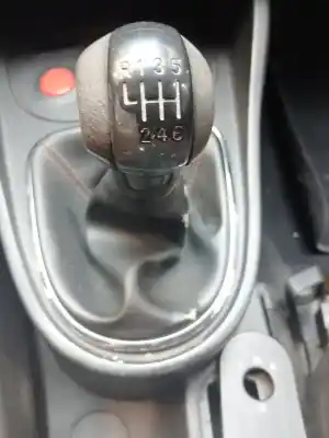 İkinci el araba yedek parçası VITES KUTUSU için SEAT LEON (1P1) 2.0 TDI 16V OEM IAM referansları   