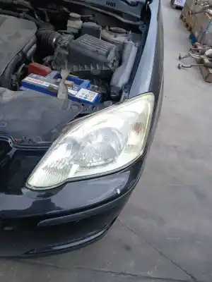 Автозапчастина б/у ліва фара для toyota corolla (_e12_) 2.0 d-4d (cde120r_, cde120l_) посилання на oem iam 89009216  