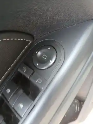 Second-hand car spare part left rearview mirror for opel astra h twintop (a04) 1.9 cdti (l67) oem iam references   