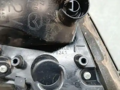 Peça sobressalente para automóvel em segunda mão farolim interior traseiro esquerdo por mazda 3 (bl) 1.6 mzr (bl14) referências oem iam p8241  