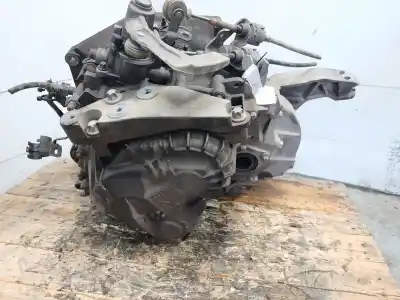 Pezzo di ricambio per auto di seconda mano riduttore per opel astra h twintop (a04) 1.9 cdti (l67) riferimenti oem iam m32019  