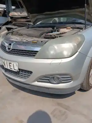 Second-hand car spare part front bumper for opel astra h twintop (a04) 1.9 cdti (l67) oem iam references 13110295  