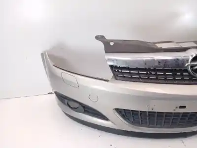 Second-hand car spare part front bumper for opel astra h twintop (a04) 1.9 cdti (l67) oem iam references 13110295  