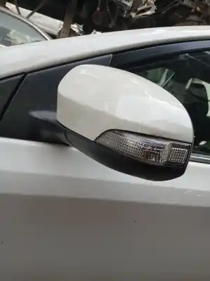 Second-hand car spare part left rearview mirror for toyota auris (_e18_) 1.8 hybrid (zwe186_) oem iam references e11026983  