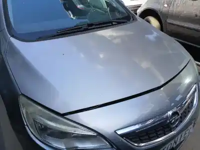 Автозапчастина б/у капок для opel astra j (p10) 1.7 cdti (68) посилання на oem iam 39014121  