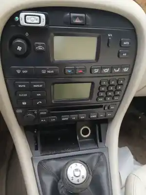 Second-hand car spare part audio system / radio cd for jaguar x-type i (x400) 2.5 v6 a las 4 ruedas oem iam references 