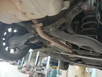 Автозапчастина б/у задня вісь для mazda cx-5 (kf) 2.0 посилання на oem iam kb7w2880xa
