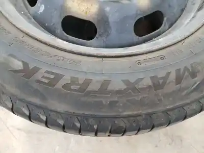 Peça sobressalente para automóvel em segunda mão pneu por citroen c-elysee (dd_) 1.6 hdi 92 referências oem iam 185-65-15 88h maxtrek 2023 