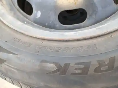 Peça sobressalente para automóvel em segunda mão pneu por citroen c-elysee (dd_) 1.6 hdi 92 referências oem iam 185-65-15 88h maxtrek 2023 
