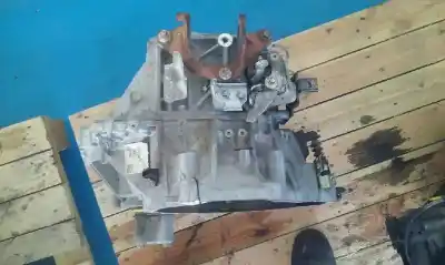 Peça sobressalente para automóvel em segunda mão caixa de velocidades por mazda 6 berlina (gg) 2.0 crtd 143 active referências oem iam 