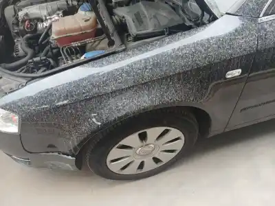 Pezzo di ricambio per auto di seconda mano parafango anteriore sinistro per audi a4 b7 (8ec) 2.0 tdi 16v riferimenti oem iam 8e0821105f  