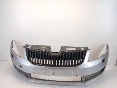 Pièce détachée automobile d'occasion LE PARE-CHOC AVANT pour SKODA OCTAVIA III (5E3, NL3, NR3) 1.6 TDI Références OEM IAM 5E0807221  