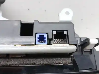 Second-hand car spare part multifunction display for mazda cx-30 (dm) skyactiv-g m hybrid oem iam references dfr5011j0  