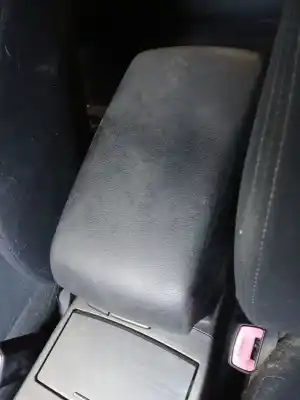 Автозапчасти б/у ЦЕНТРАЛЬНЫЙ ПОДЛОКОТНИК за SUBARU LEGACY V (BM)  ссылки OEM IAM   