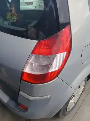 Автозапчастина б/у правий ліхтар для renault scénic ii (jm0/1_) 1.5 dci (jm02, jm13) посилання на oem iam 8200127702 Автозапчастина б/у правий ліхтар для renault scénic ii (jm0/1_) 1.5 dci (jm02, jm13) посилання на oem iam 8200127702