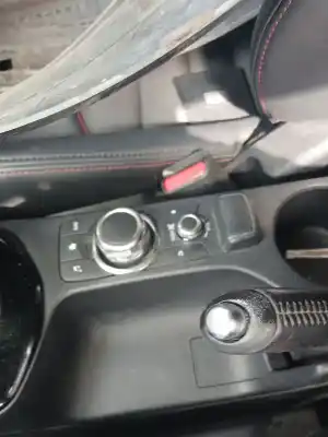 Автозапчасти б/у многофункциональное управление за mazda cx-3 (dk) 2.0 skyactiv-g (dk5w, dk6w) ссылки oem iam db5j66cm0  