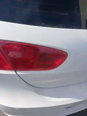 Second-hand car spare part interior left tailgate light for seat leon (1p1) 1.6 tdi oem iam references 89320301