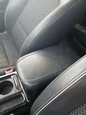 Автозапчасти б/у центральный подлокотник за KIA XCEED (CD) 1.6 GDI HYBRID ссылки OEM IAM   